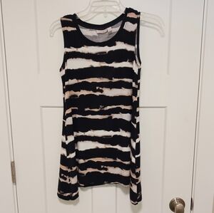 LOGO by Lori Goldstein Tank